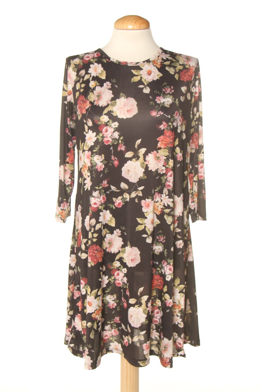 Robe casual Made in italy de la taille M, de couleur fleurs