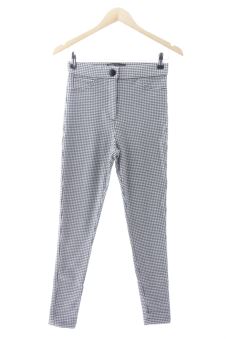 Pantaloni XS Zara, foto 1 di 2