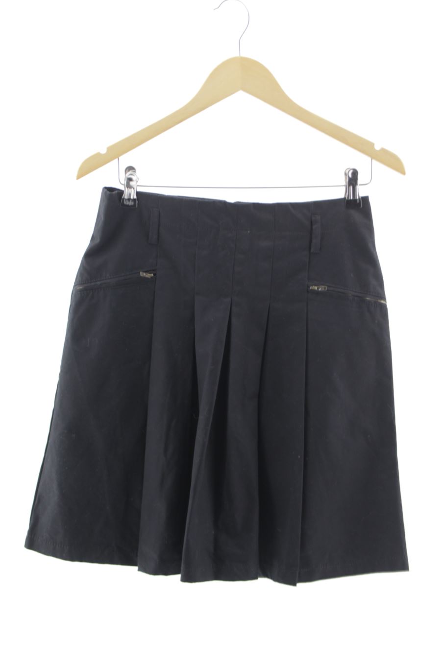 Falda de Zara de la talla M, de color negro