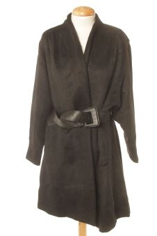 Mantel S Molly Bracken