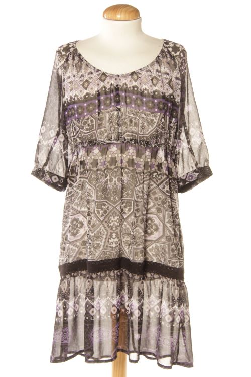 Einfaches Kleid