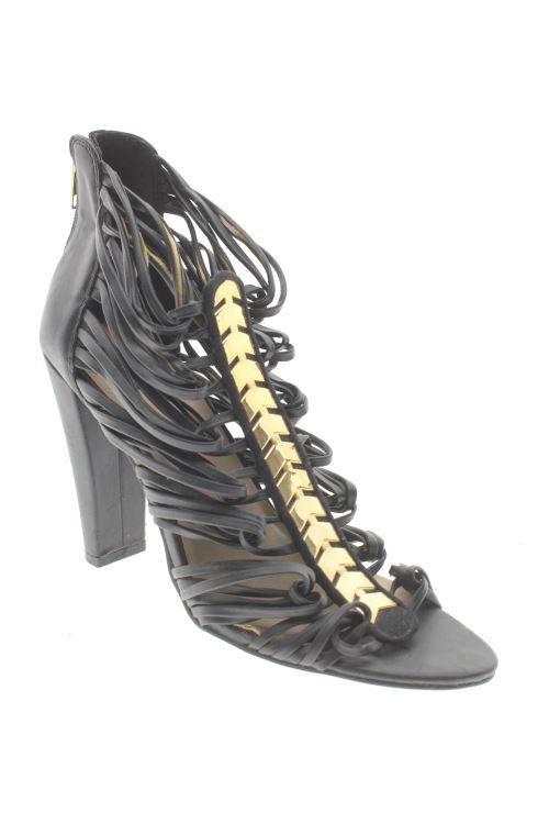 Sandalen mit Absatz