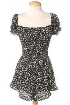 Mono XS Bershka, foto 1 de 2