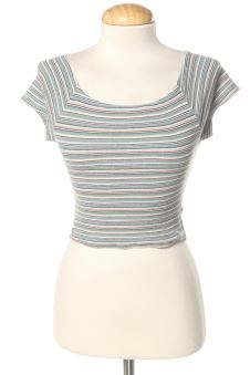 Top M Pull & Bear, photo 1 sur 2