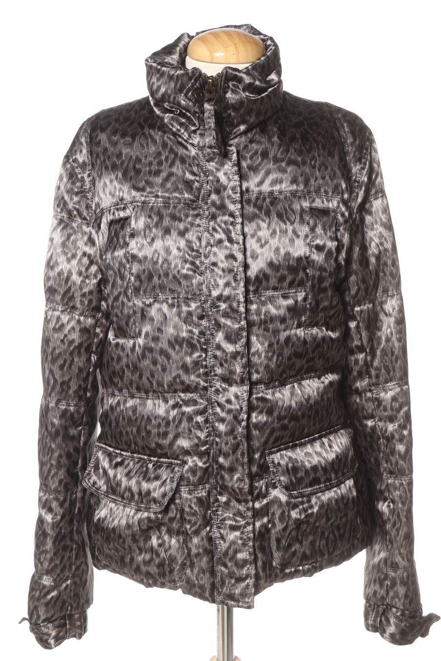 Blouson Zara de la taille L, de couleur animal print