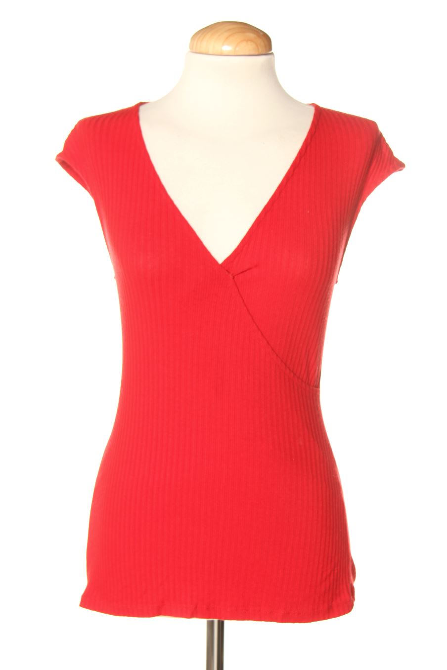 Camiseta roja stradivarius discount
