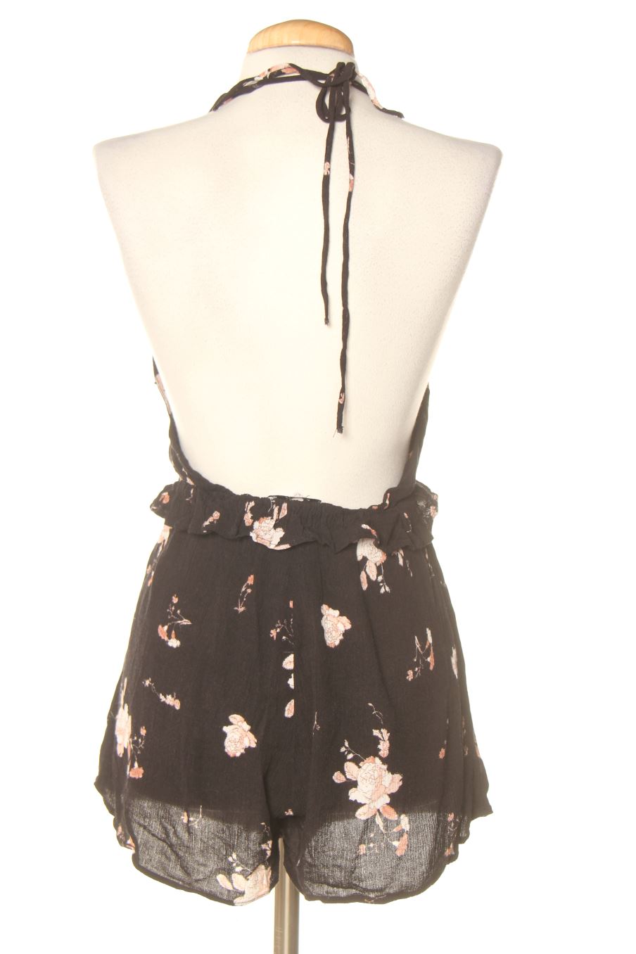 Mono de Pull & Bear de la talla M, de color flores