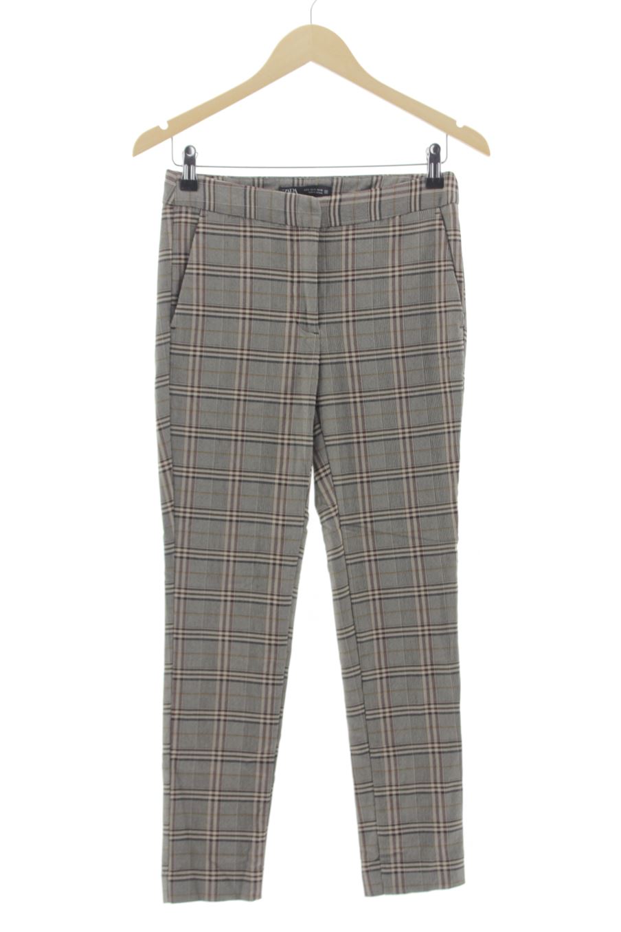Pantalón de Zara de la talla S, de color cuadros
