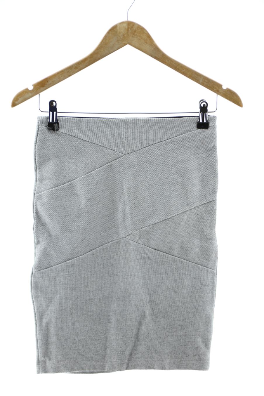 Jupe Stradivarius de la taille S, de couleur gris