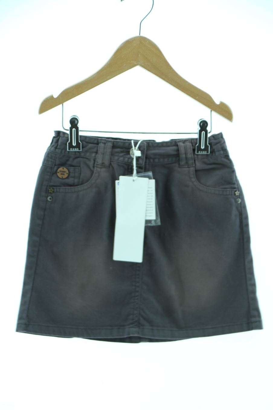 Jupe Chicco de la taille 5 ans avec une étiquette