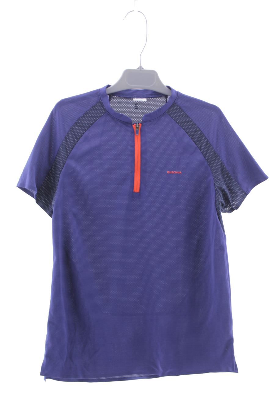 T-shirt Quechua (DECATHLON) de la taille 10 ans de seconde main