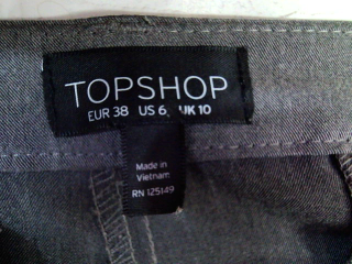 Pantalon Topshop de la taille 38, de couleur gris