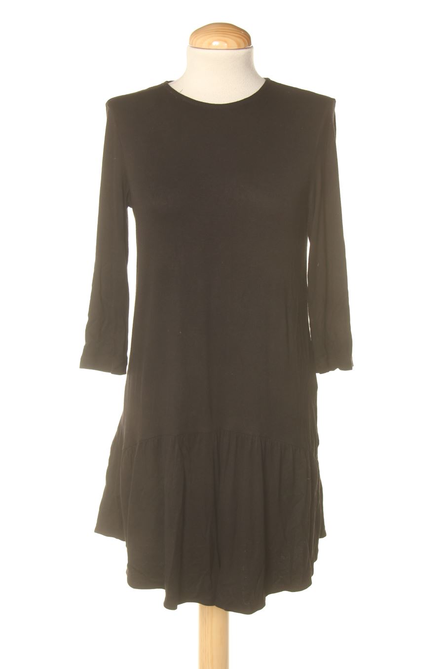 Robe casual Stradivarius de la taille S, de couleur noir