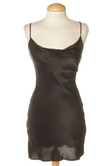 Robe casual XS Bershka, photo 1 sur 2