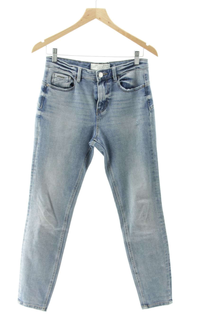 Jeans de Stradivarius de la talla 38, de color blu