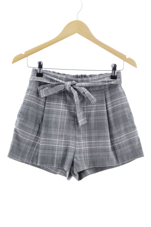 Pantalón corto