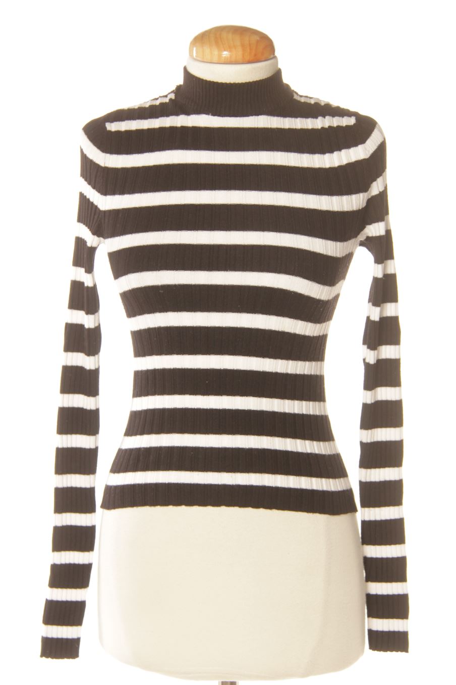 Pull Bershka de la taille S, de couleur rayures