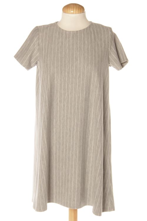 Einfaches Kleid