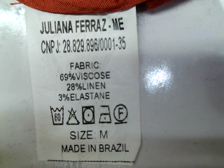 Pantalones cortos de DIVNI Sao Paulo de la talla M, de color rojo