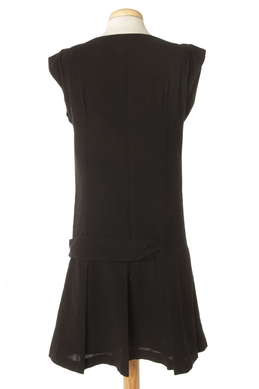Vestido casual de Zara de la talla S, de color negro