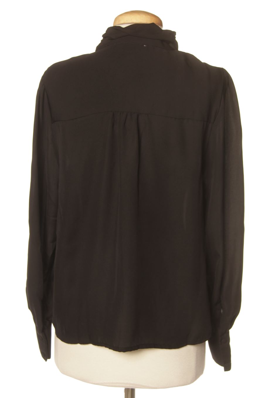 Blouse à manches longues Mango de la taille XS, de couleur noir
