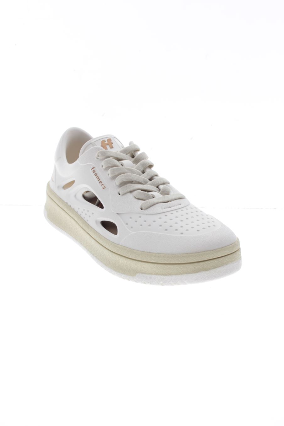 Deportivos de Foamers de la talla 39, de color beige