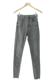 Jeans 34 Stradivarius, photo 1 sur 2