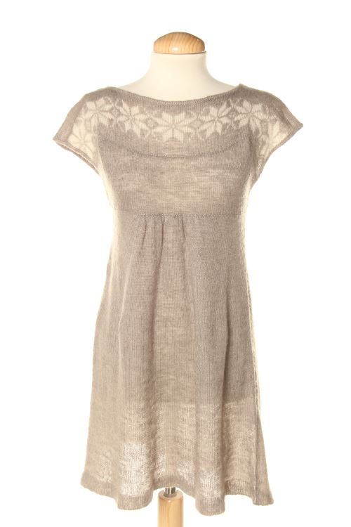Einfaches Kleid