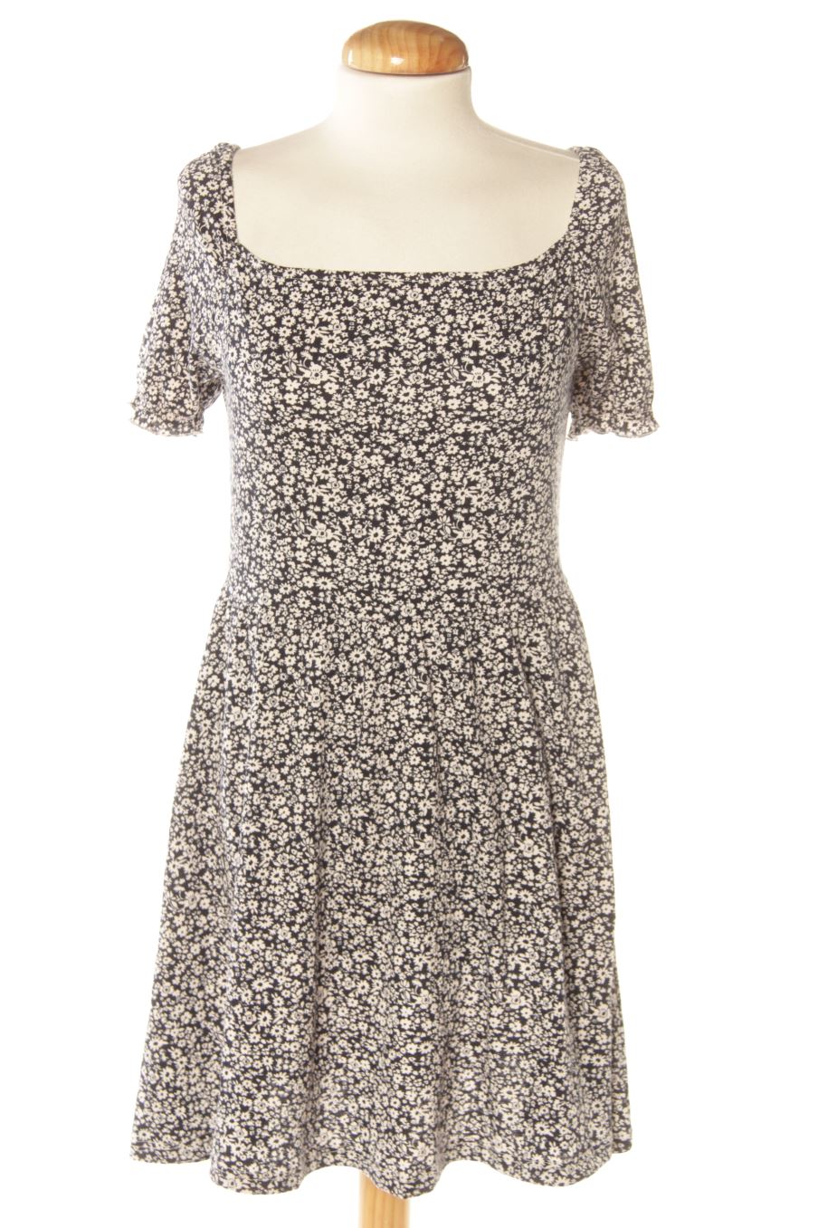 Robe casual H&M de la taille S, de couleur fleurs