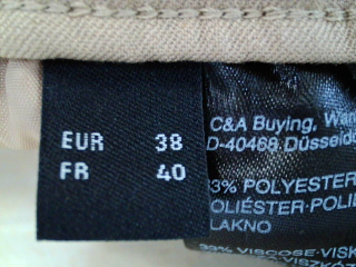 Pantalon C&A de la taille 40, de couleur beige