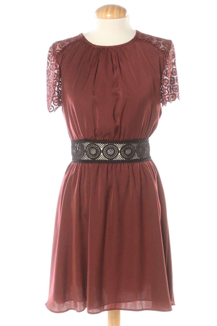 Robe casual Mango de la taille S, de couleur bordeaux