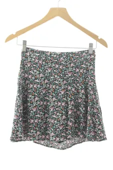 Pantalón corto XS Zara, foto 1 de 2