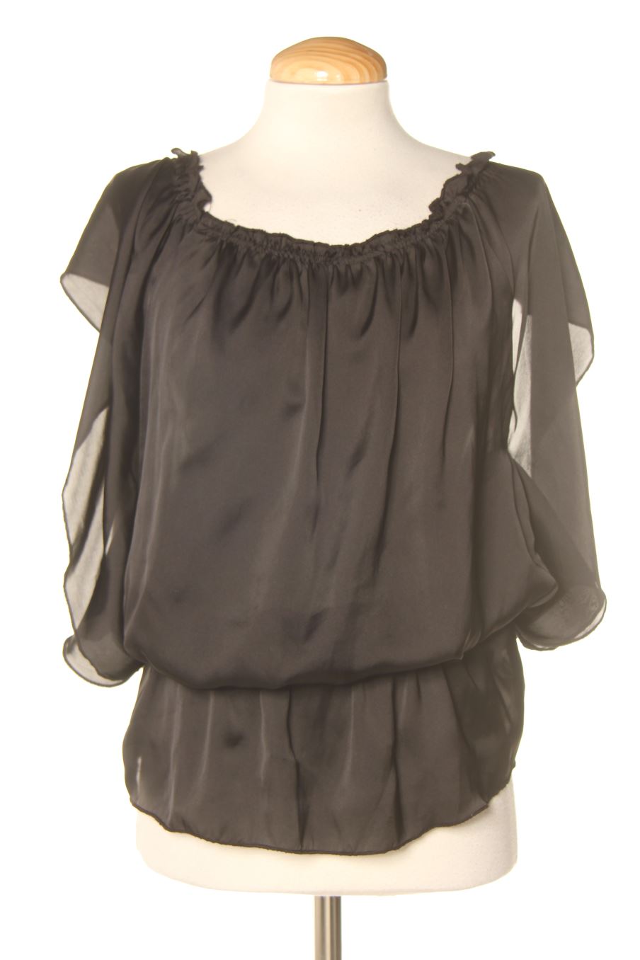Blouse à manches courtes Madonna de la taille XS, de couleur noir