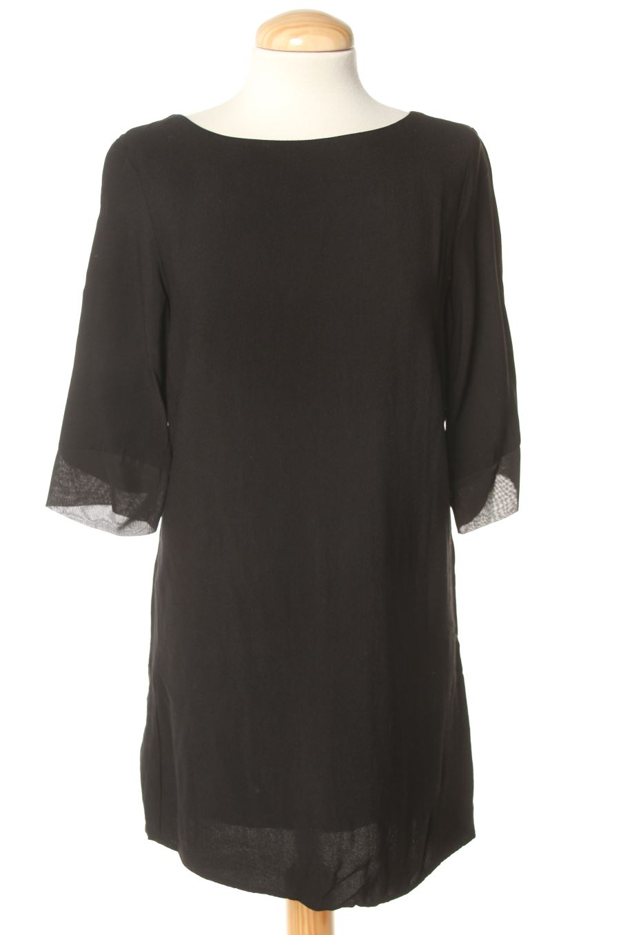 Vestito casual de Mango de la talla XS, de color nero