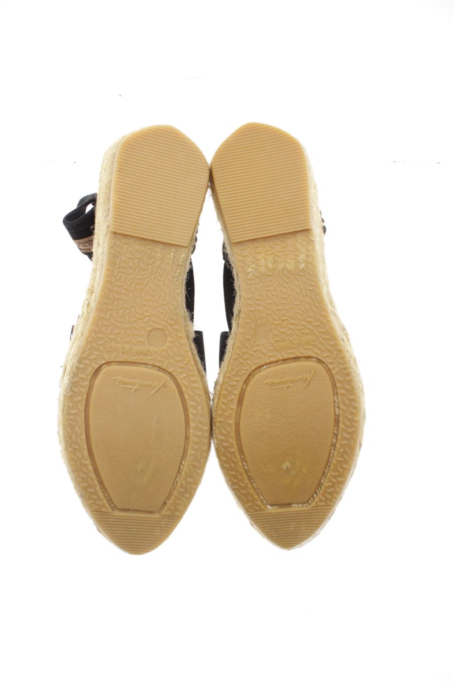 Sandalias planas de Montaner de la talla 39, de color negro de