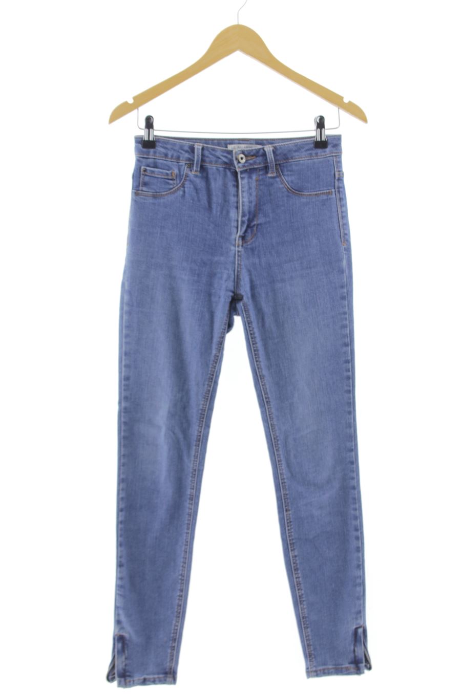Vaquero de Pull & Bear de la talla 36, de color azul de ropa vaquera