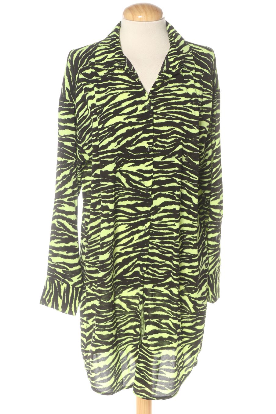 Vestido casual de H&M de la talla 36, de color animal print