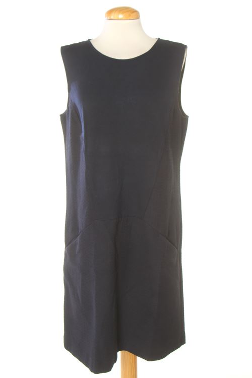 Einfaches Kleid