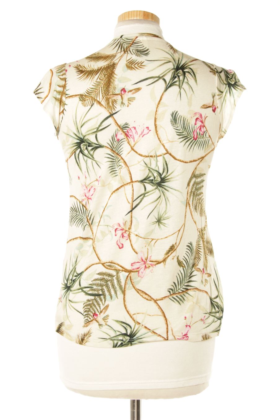 T-shirt H&M de la taille XS, de couleur fleurs