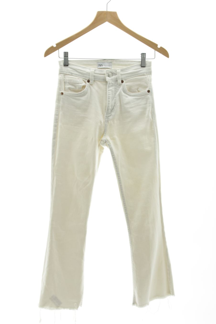 Jeans Zara de la taille 34, de couleur blanc de denim