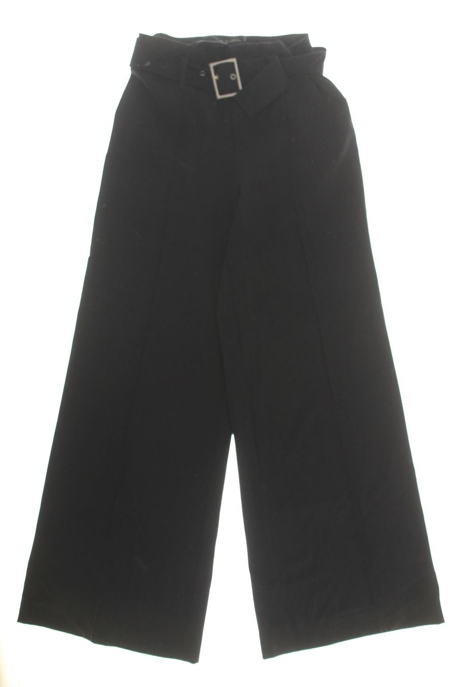 Pantalones de Stradivarius de la talla 36, de color azul marino