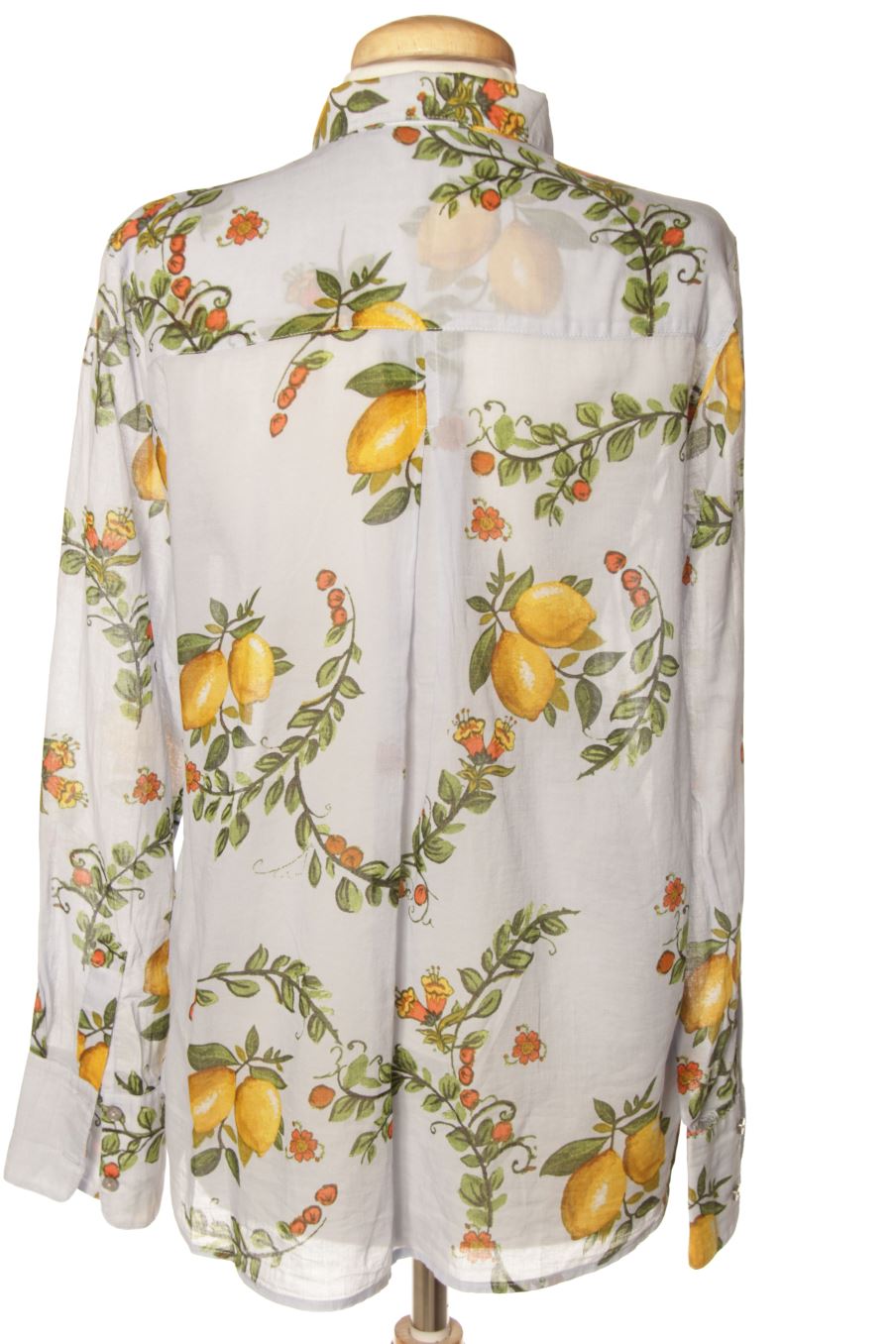 Camisa de Desigual de la talla S, de color flores