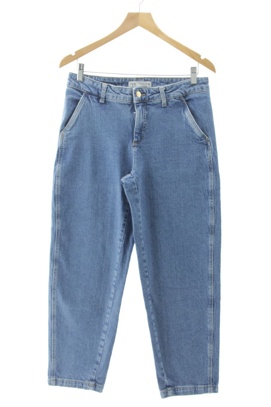 Jeans de Zara de la talla 38, de color blu