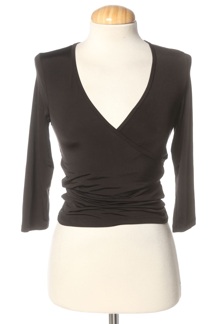 Top Bershka de la taille S, de couleur noir