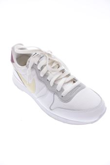 Deportivos 38 Nike