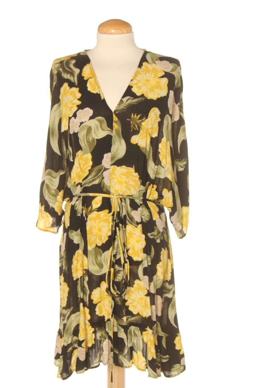 Vestido casual de PERCENTIL de la talla M, de color flores