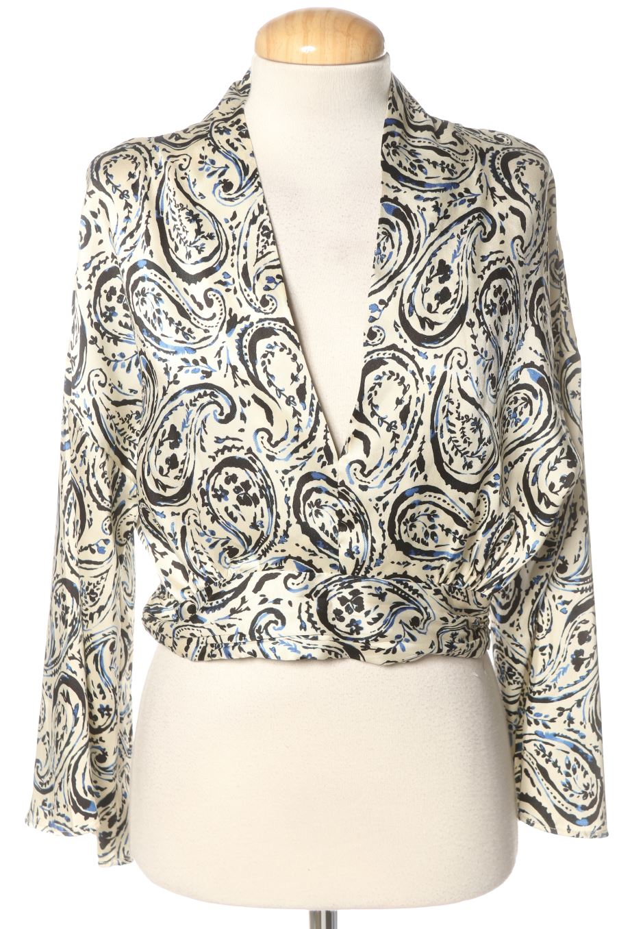 Blusa de manga larga de Zara de la talla S, de color estampado