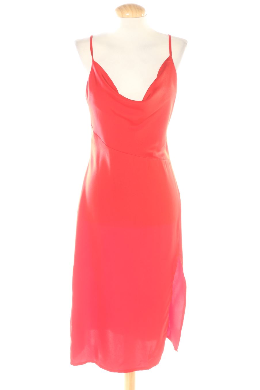 Robe casual D&M de la taille M, de couleur rouge