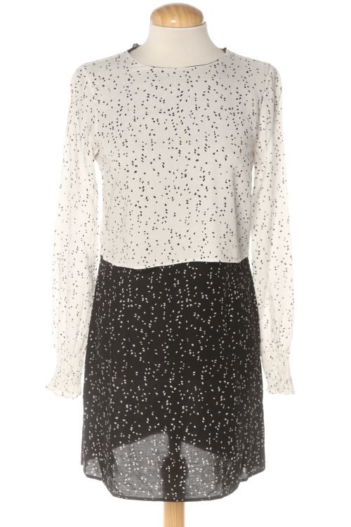 Einfaches Kleid