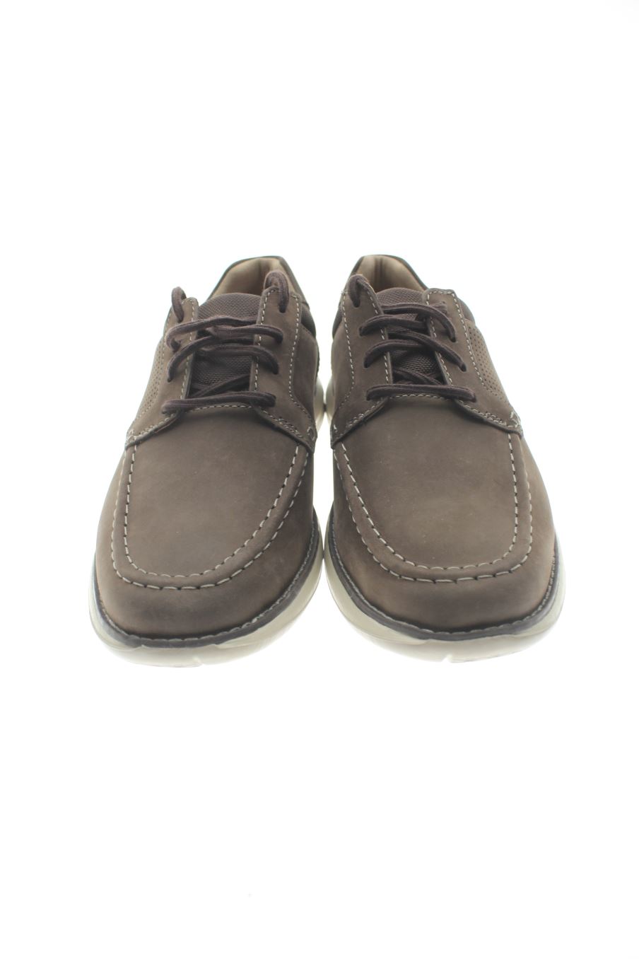 Zapatos de clarks de la talla 39 con etiqueta